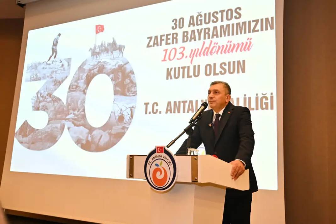 Antalya’da 30 Ağustos Resepsiyonu: Vali Hulusi Şahin’den İkinci Ergenekon Vurgusu 5